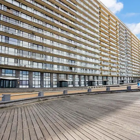 Comfortable In With Sea Views *